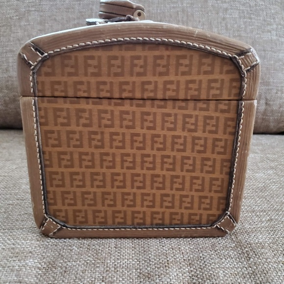 Authentic Vintage Fendi Train Case Overnight - Picture 4 of 8
